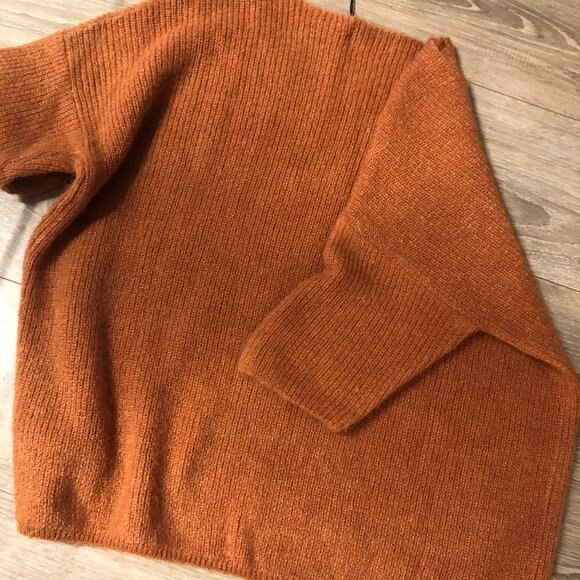 BNWT SOAKED IN LUXURY SLTuesday Jumper - Ambre Marron - Picture 5 of 6
